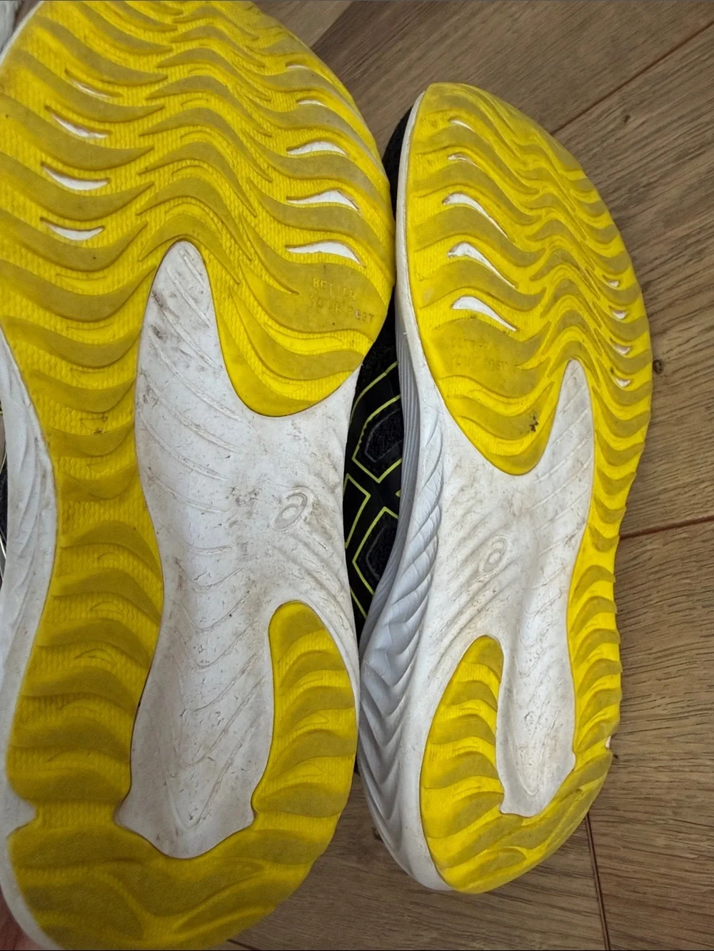 Asics Black & Yellow Gel-Excite 10 Running Shoes